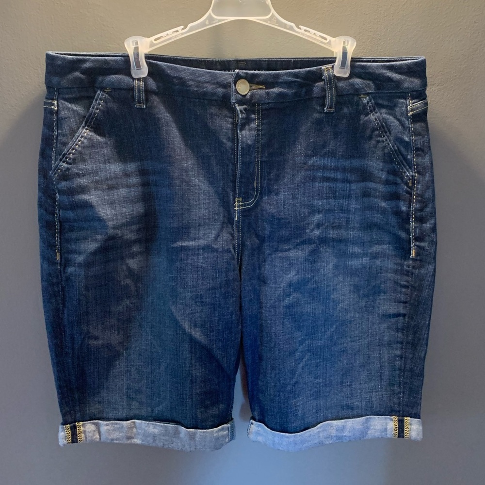 Lane Bryant Jean Shorts Dark Wash Size 18